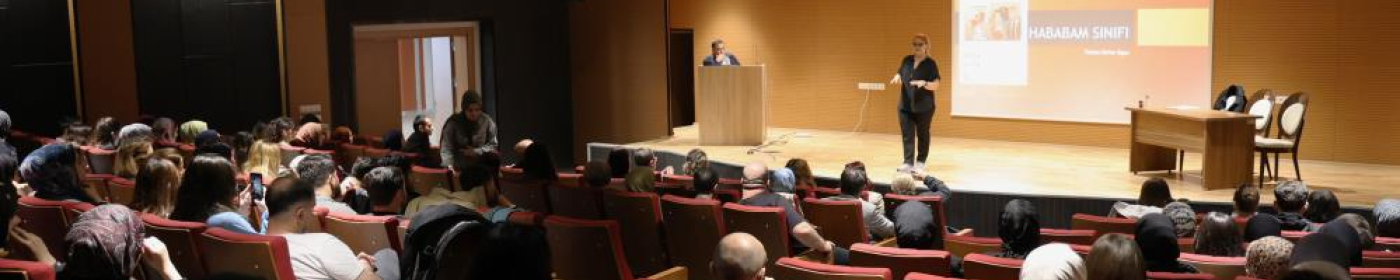 Rıfat Ilgaz Düzce Üniversitesinde anıldı 