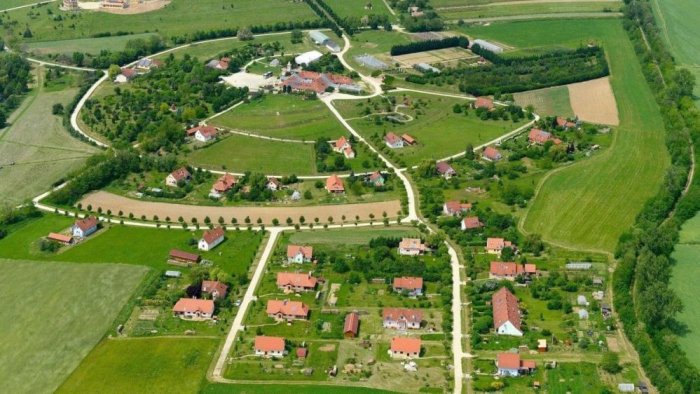 Tarla ve meralar korunacak yapılaşma ve kat sınırlı olacak 