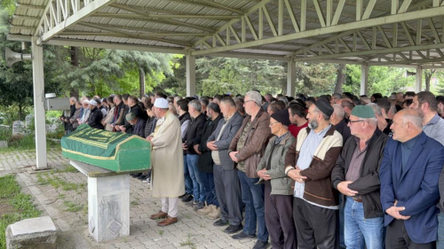 Kazada ölen engelli şahıs son yolculuğuna uğurlandı 