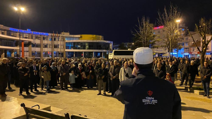 Kutsal topraklara uğurlandılar  